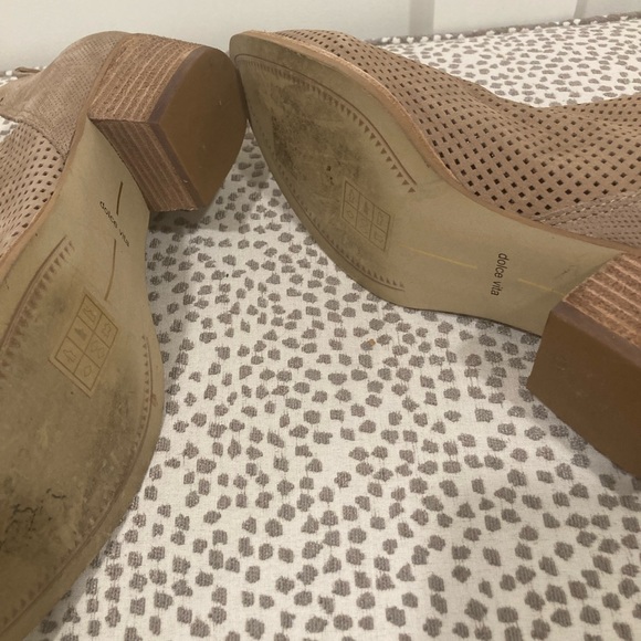Dolce Vita Sonya Booties - Picture 9 of 13